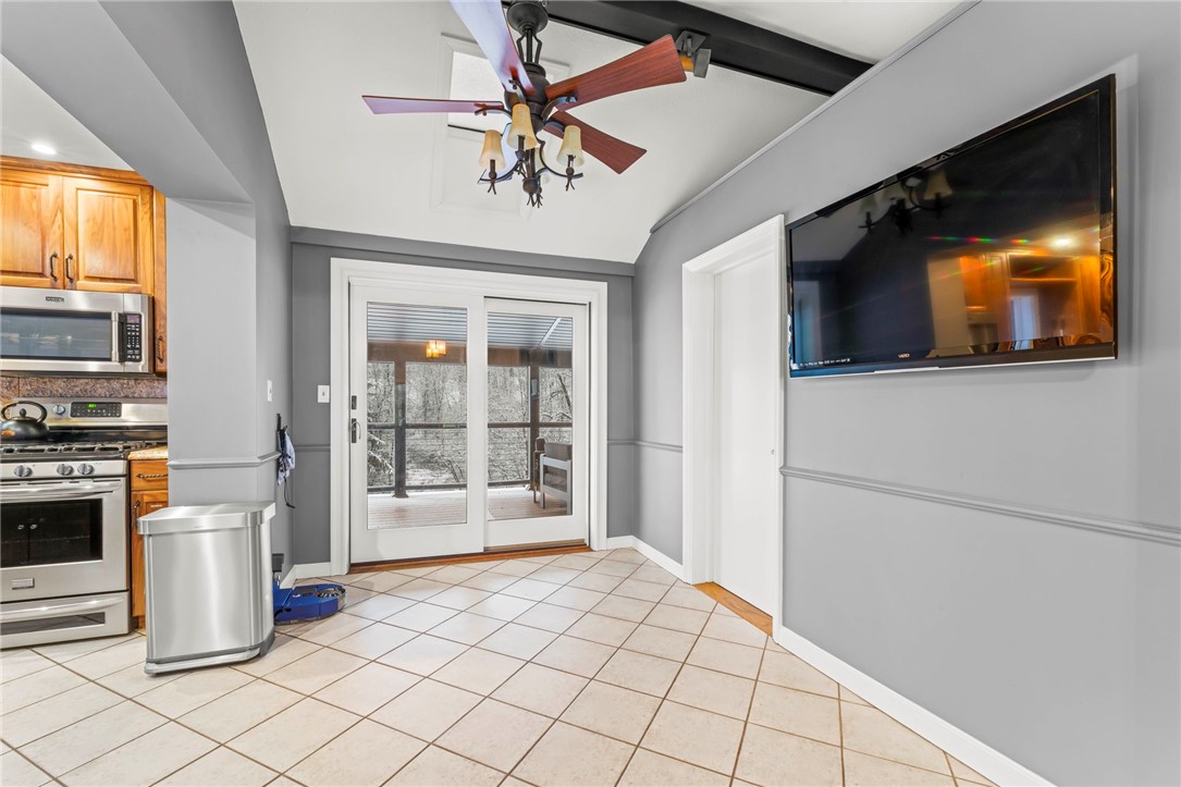 Venetia, Pennsylvania, 15367, United States, 3 Bedrooms Bedrooms, ,3 BathroomsBathrooms,Residential,For Sale,2001468