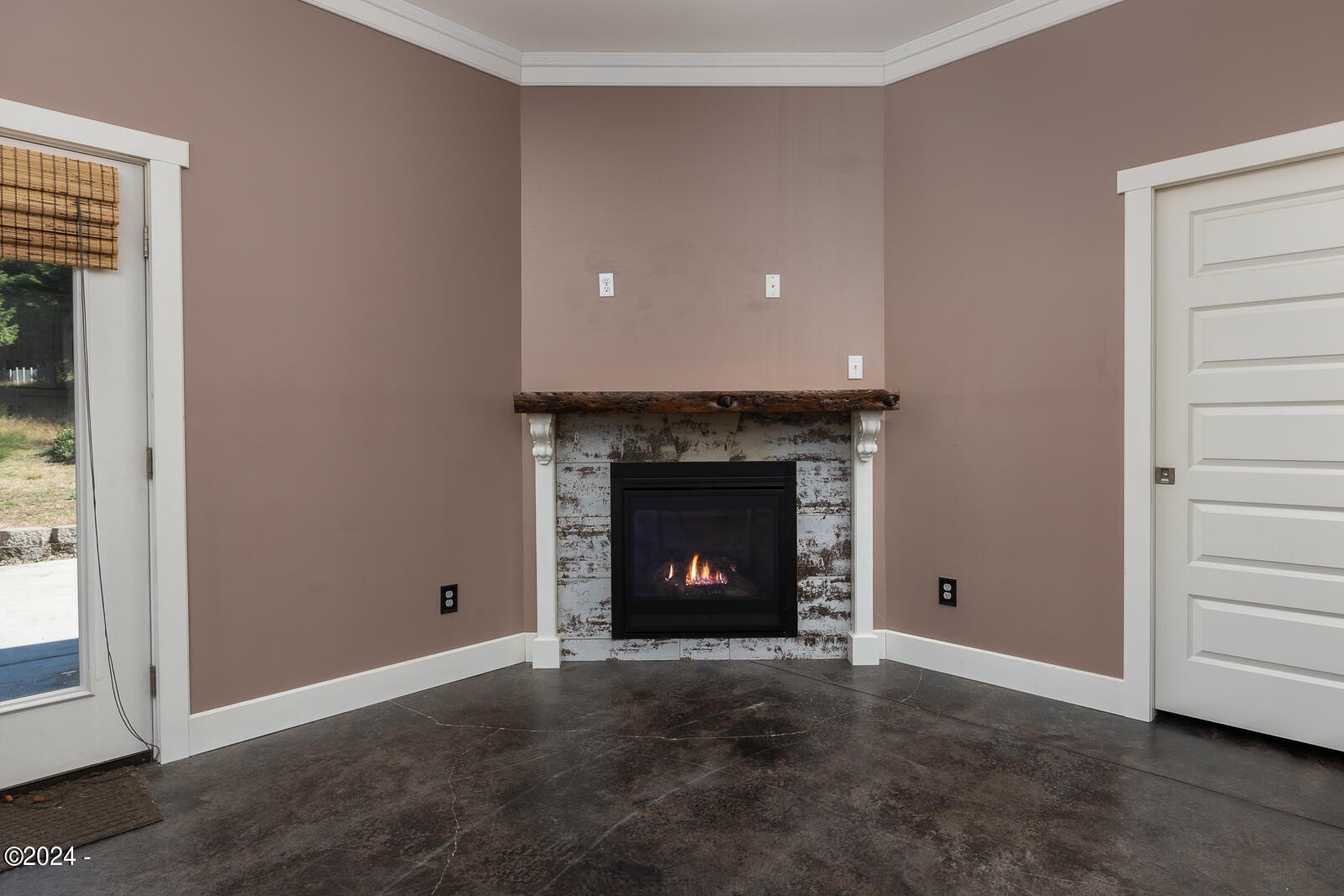 Waldport, Oregon, 97394, United States, 1 Bedroom Bedrooms, ,Residential,For Sale,1902038
