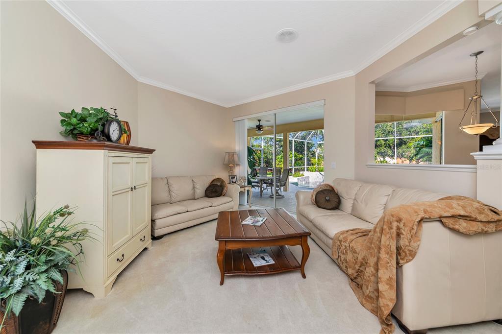 Lakewood Ranch, Florida, 34202, United States, 5 Bedrooms Bedrooms, ,3 BathroomsBathrooms,Residential,For Sale,1991249