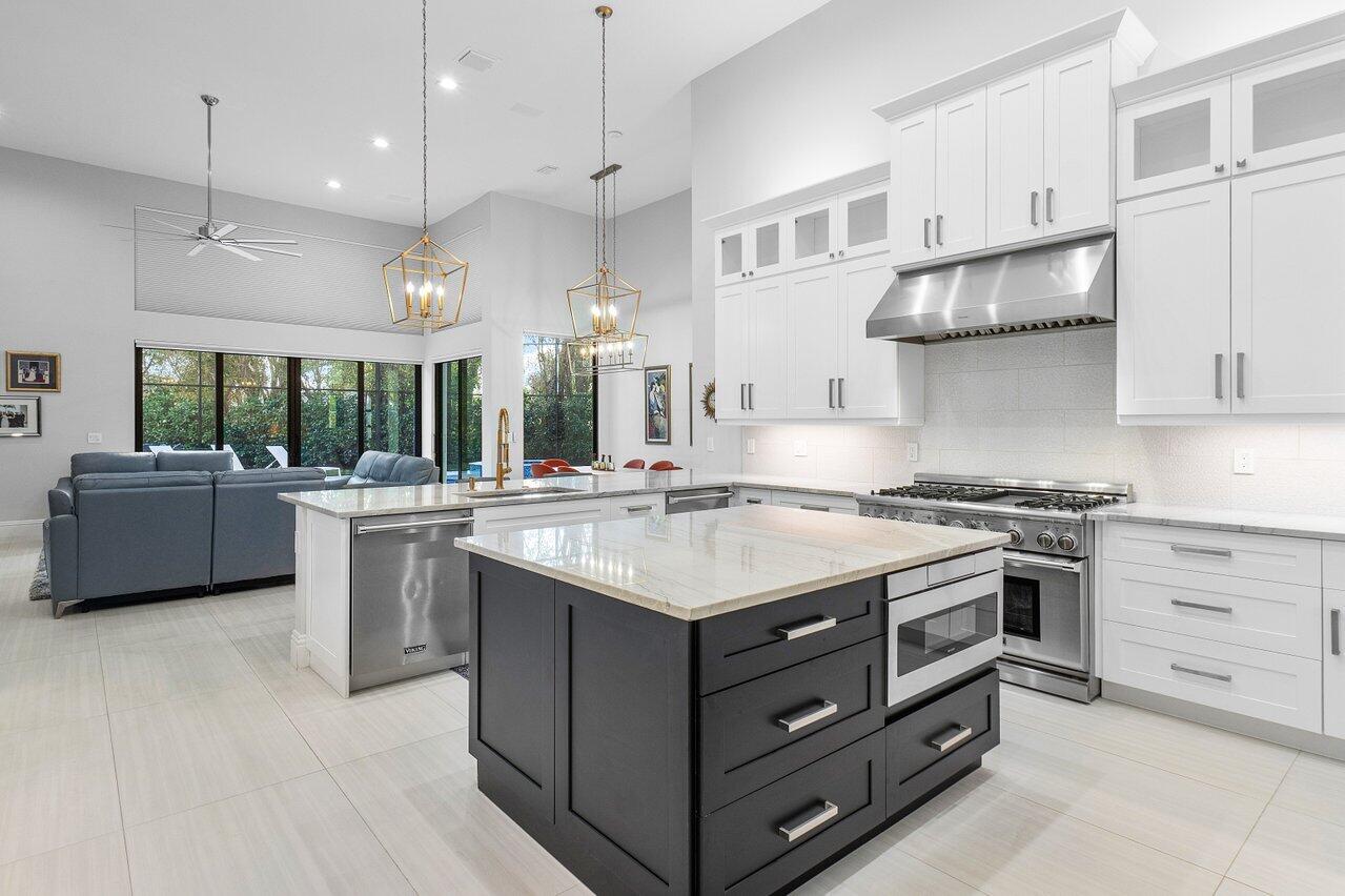 17607 Bocaire Place, Boca Raton, Florida, 33487, United States, 6 Bedrooms Bedrooms, ,5 BathroomsBathrooms,Residential,For Sale,17607 Bocaire Place,1679087