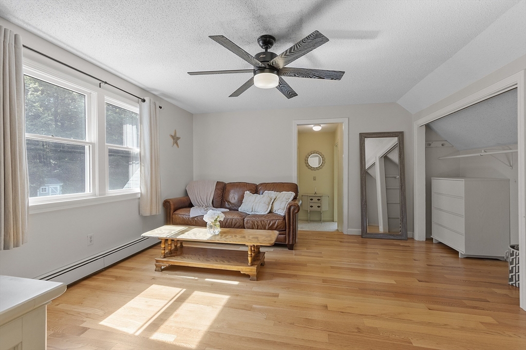 Pepperell, Massachusetts, 01463, United States, 4 Bedrooms Bedrooms, ,3 BathroomsBathrooms,Residential,For Sale,1930074