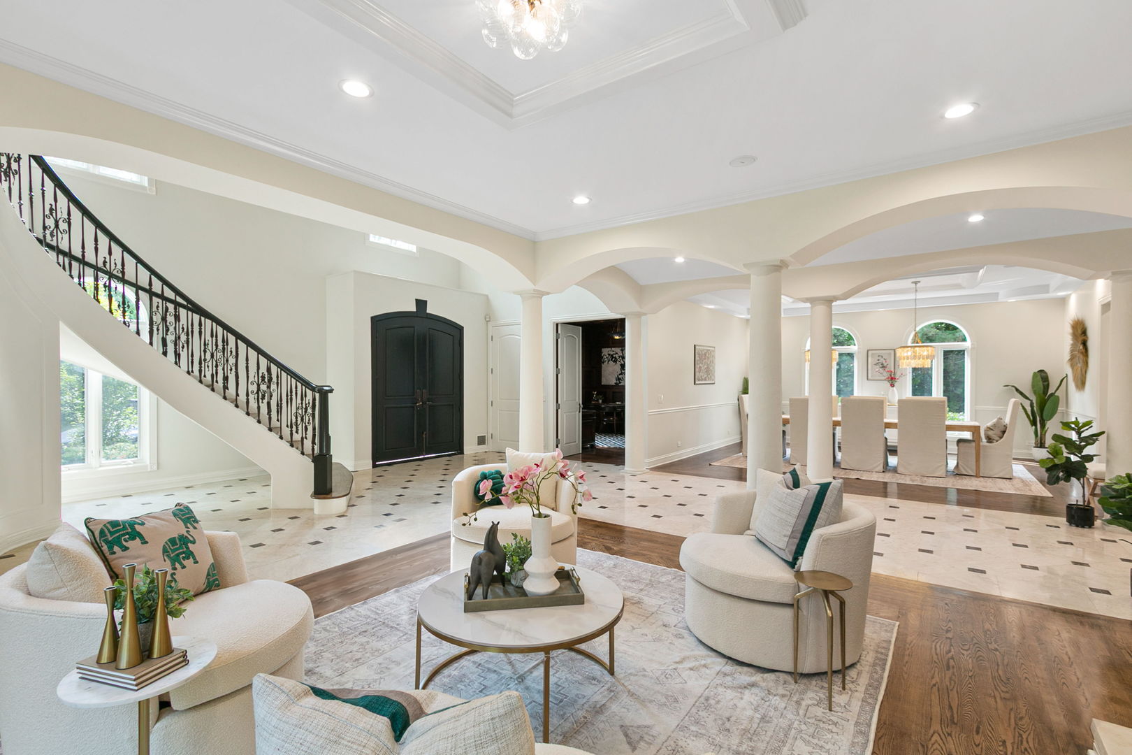 Winnetka, Illinois, 60093, United States, 6 Bedrooms Bedrooms, ,8 BathroomsBathrooms,Residential,For Sale,1991564