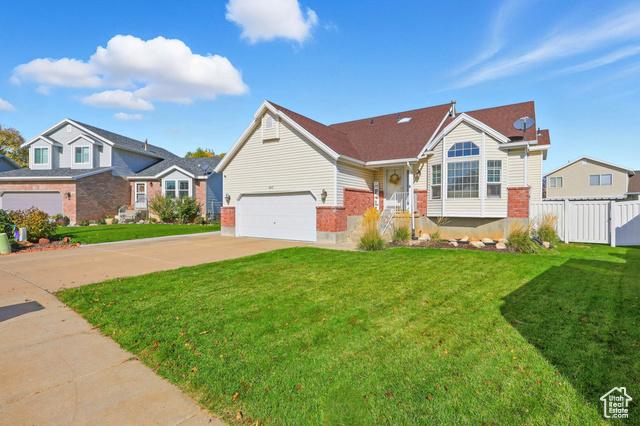 Riverdale, Utah, 84405, United States, 5 Bedrooms Bedrooms, ,3 BathroomsBathrooms,Residential,For Sale,1978780