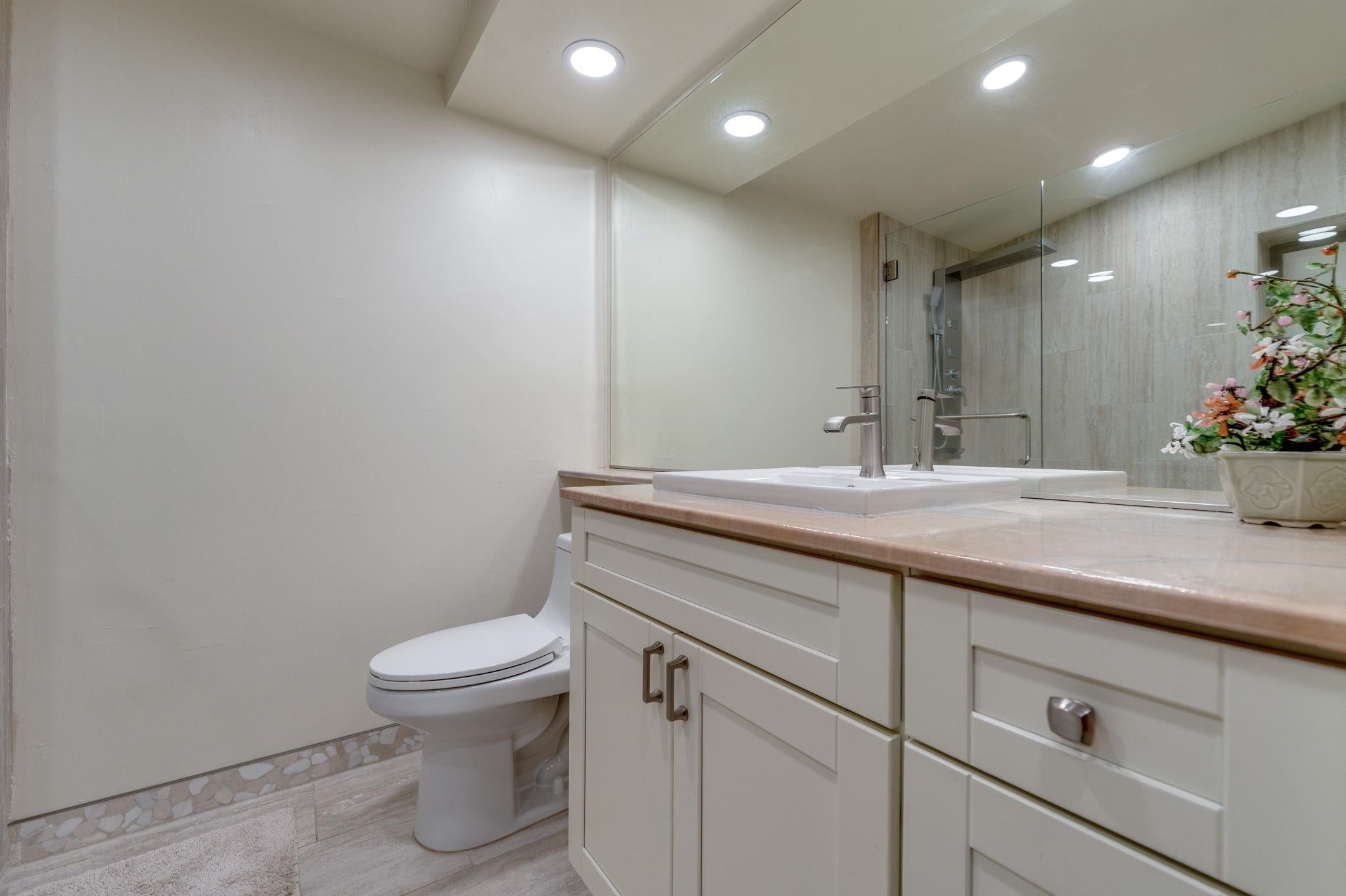 Shingle Springs, California, 95682, United States, 6 Bedrooms Bedrooms, ,2 BathroomsBathrooms,Residential,For Sale,2009241