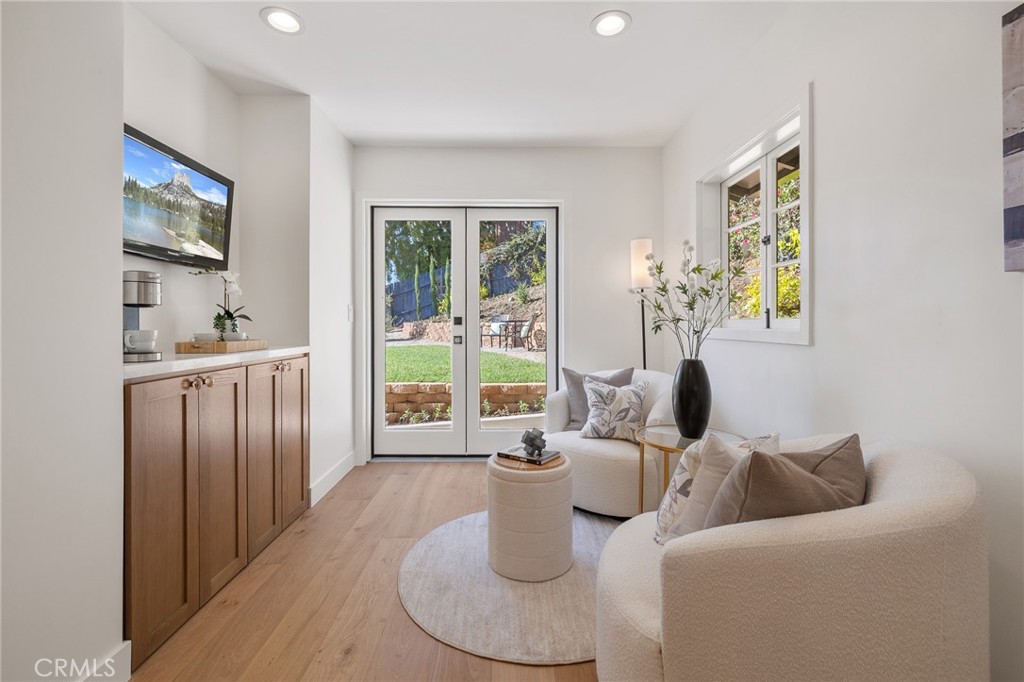 Pasadena, California, 91105, United States, 3 Bedrooms Bedrooms, ,3 BathroomsBathrooms,Residential,For Sale,1941593