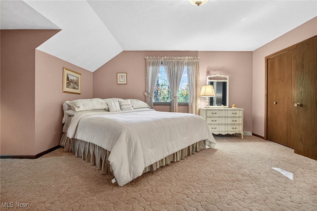 Kent, Ohio, 44240, United States, 3 Bedrooms Bedrooms, ,3 BathroomsBathrooms,Residential,For Sale,1973224