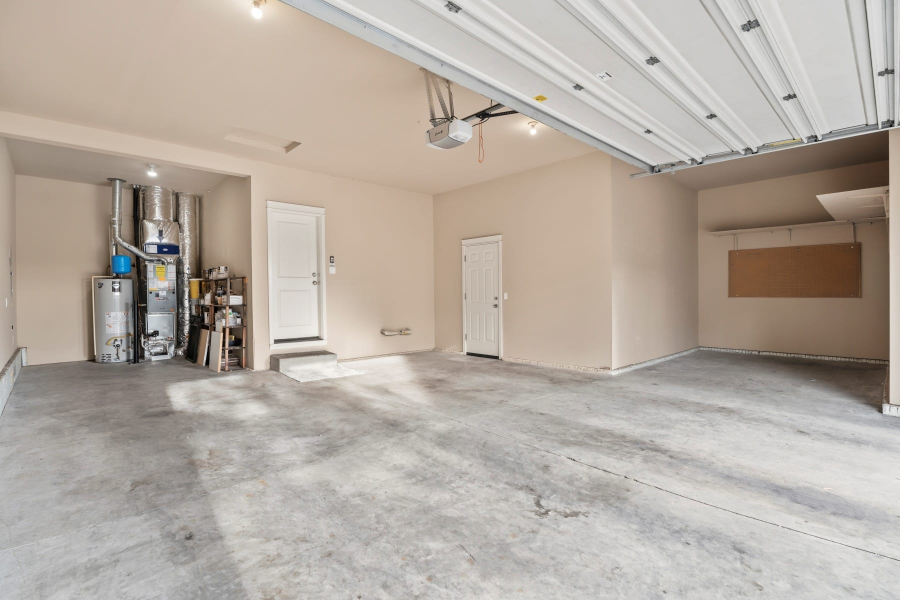  61146 SE Sydney Harbor Drive Bend, OR 97702 - 物件實景