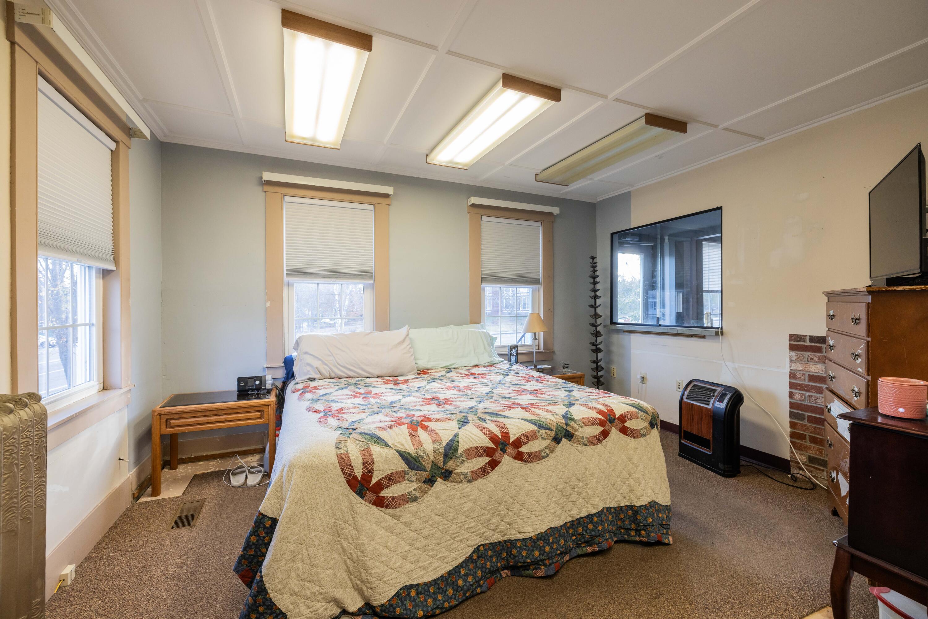 7 High Street, North Berwick, Maine, 03906, United States, 6 Bedrooms Bedrooms, ,3 BathroomsBathrooms,Residential,For Sale,7 High Street,1625255