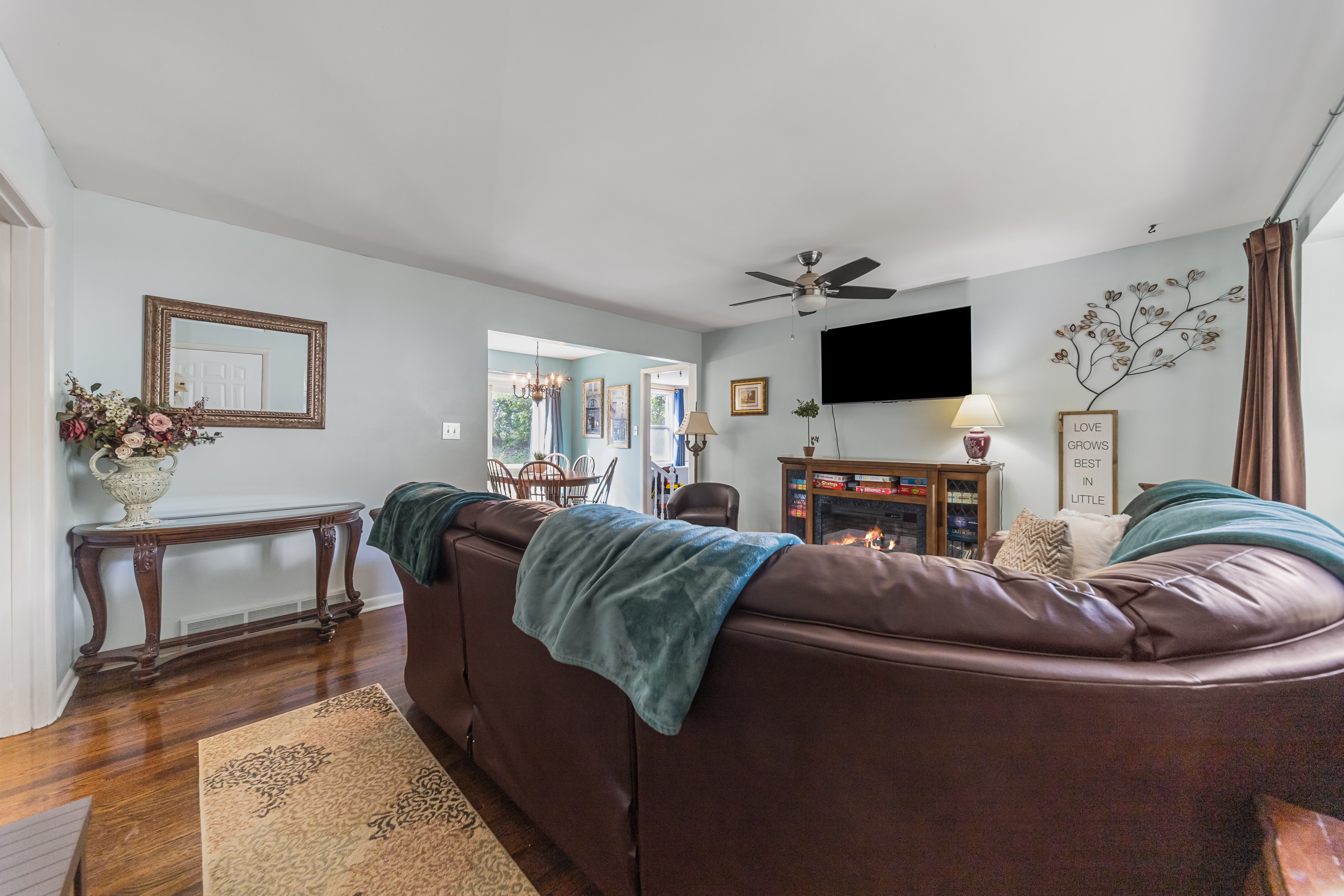  9702 Eby Street, Overland Park, KS 66212 - 物件實景