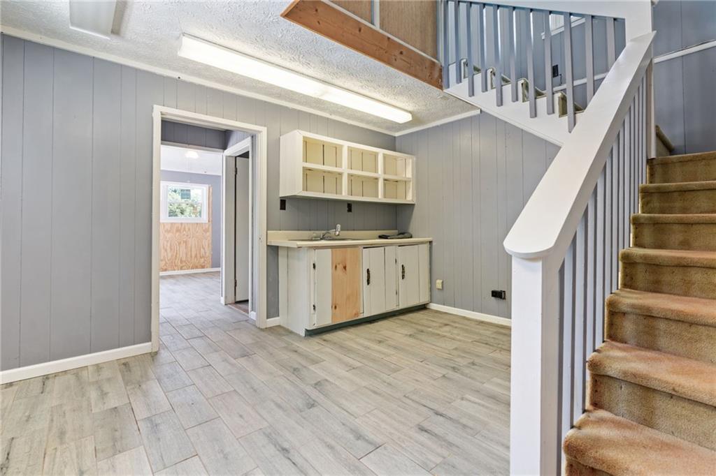 Dahlonega, Georgia, 30533, United States, 4 Bedrooms Bedrooms, ,4 BathroomsBathrooms,Residential,For Sale,1976865