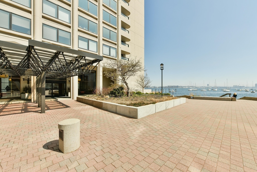 Boston, Massachusetts, 02110, United States, 1 Bedroom Bedrooms, ,1 BathroomBathrooms,Residential,For Sale,1942239