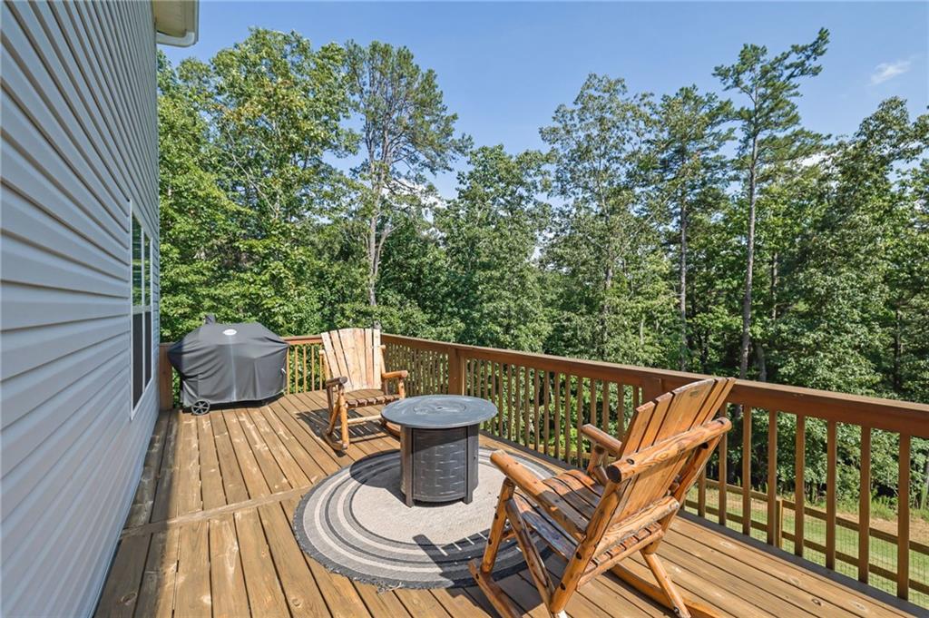 Dahlonega, Georgia, 30533, United States, 4 Bedrooms Bedrooms, ,4 BathroomsBathrooms,Residential,For Sale,1889816