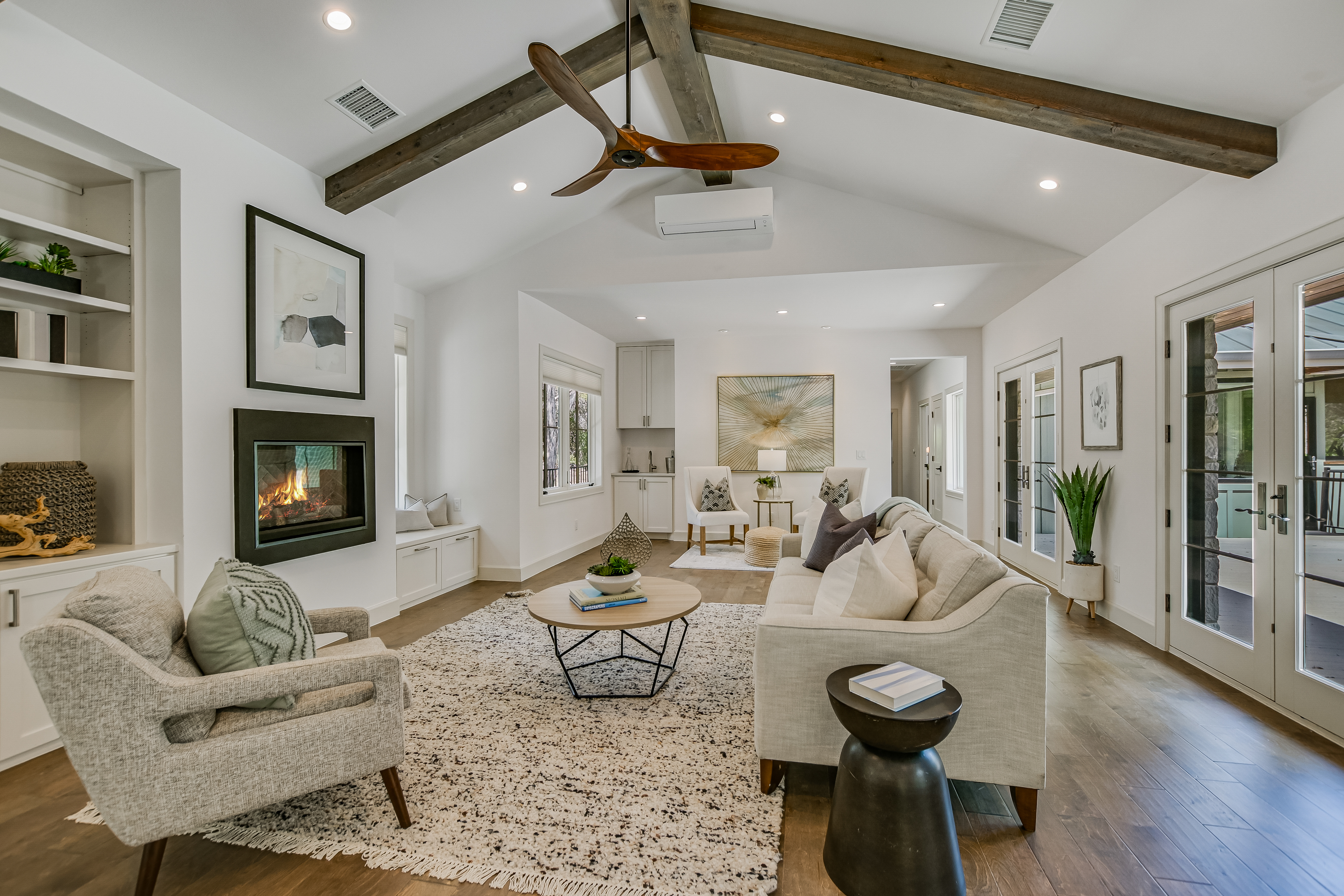  a rare lake austin estate where  luxury meets quiet nature - 物件實景