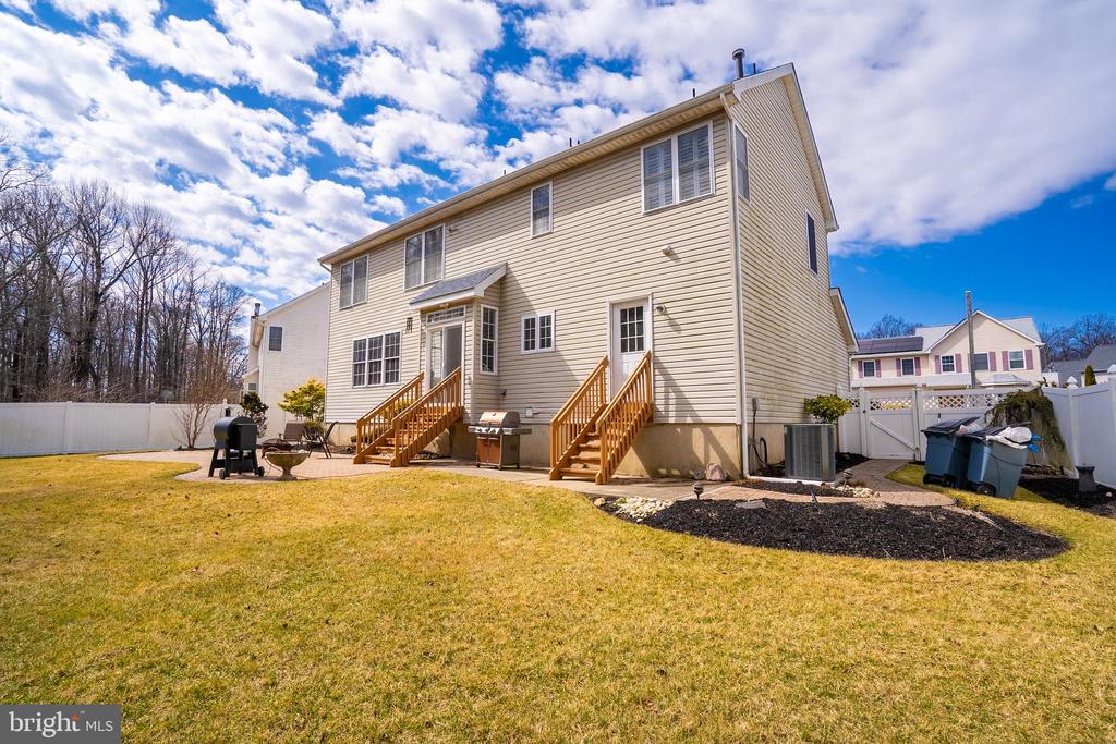Monmouth Junction, New Jersey, 08852, United States, 4 Bedrooms Bedrooms, ,3 BathroomsBathrooms,Residential,For Sale,1869569