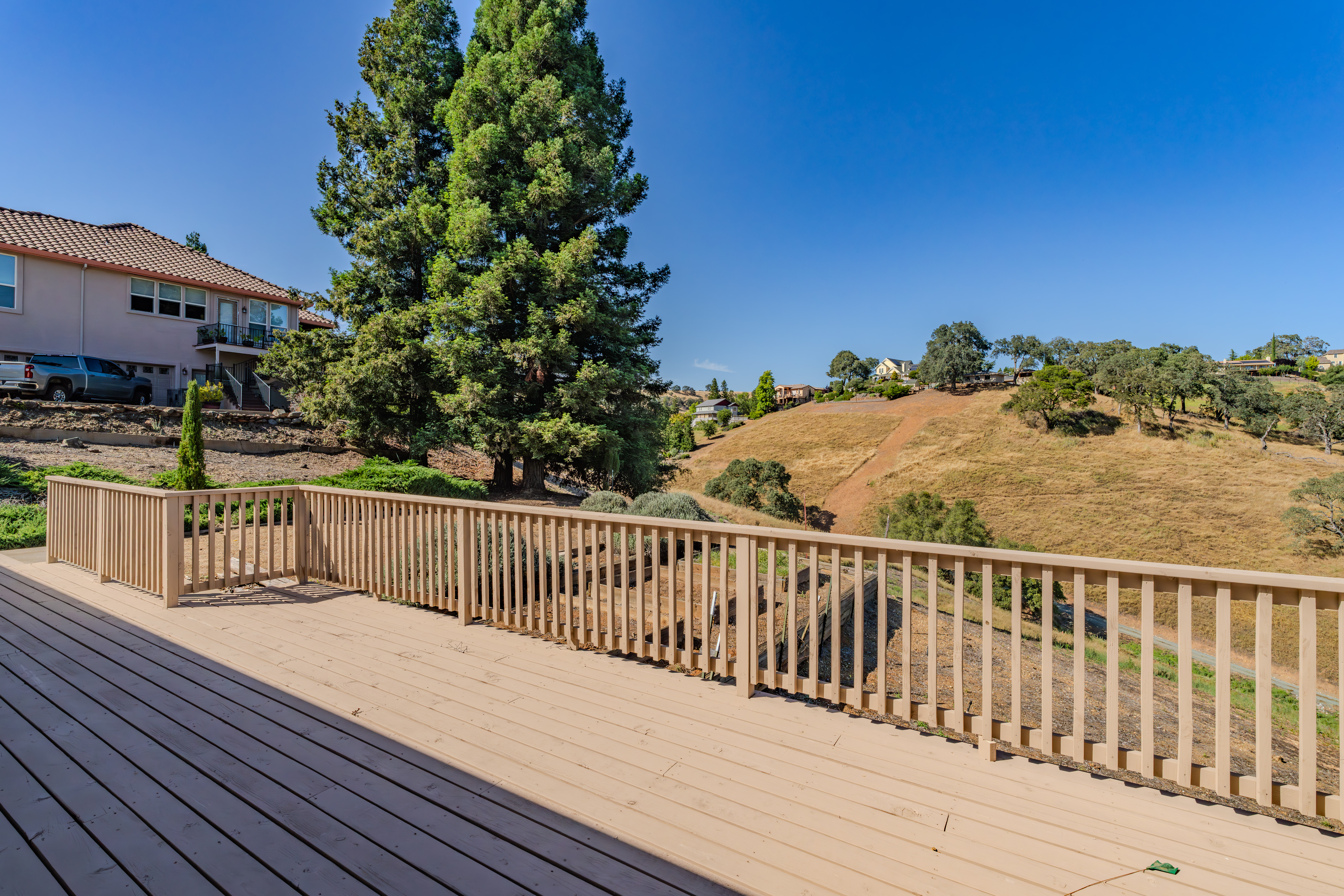  Spacious Sutter Creek Home with Hillside Views and Endless Potential - 物件實景