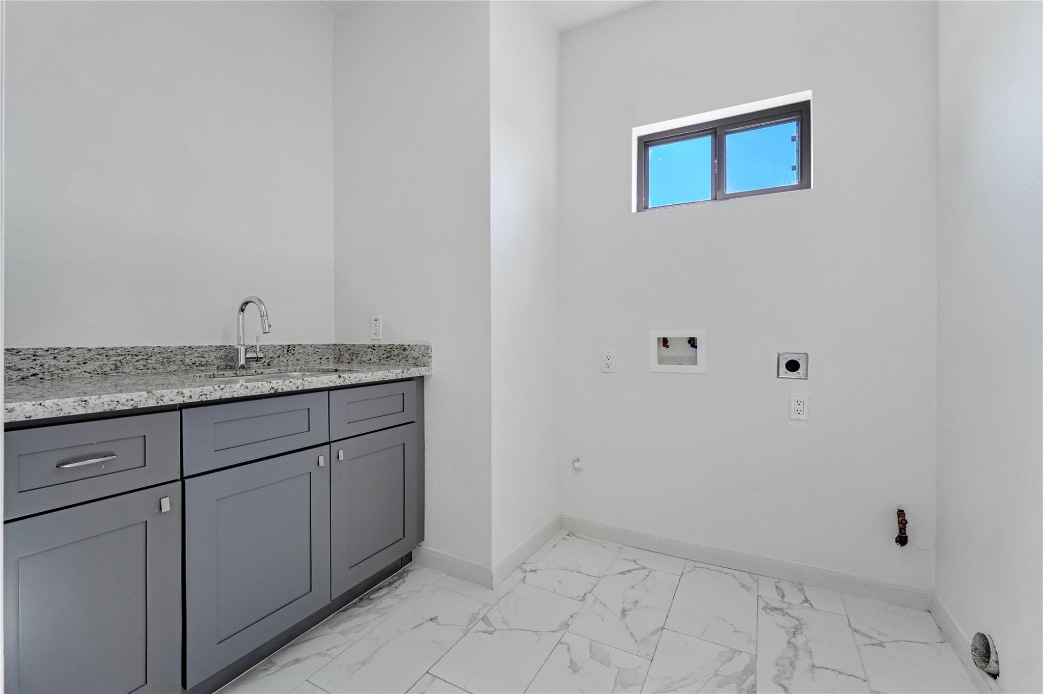 Richmond, Texas, 77407, United States, 5 Bedrooms Bedrooms, ,5 BathroomsBathrooms,Residential,For Sale,1975951