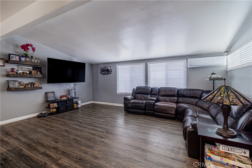 Whittier, California, 90601, United States, 3 Bedrooms Bedrooms, ,2 BathroomsBathrooms,Residential,For Sale,1930022