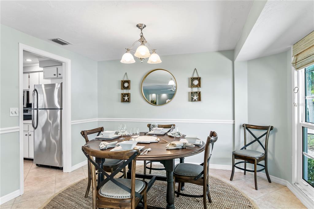 Sarasota, Florida, 34242, United States, 3 Bedrooms Bedrooms, ,2 BathroomsBathrooms,Residential,For Sale,1992857