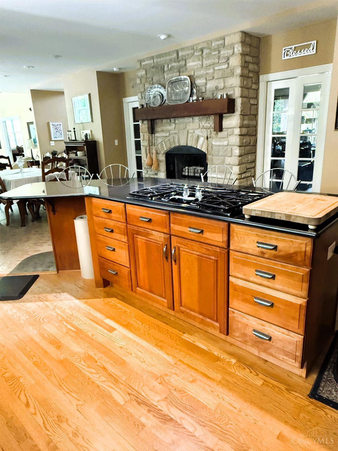 Montgomery, Ohio, 45242, United States, 5 Bedrooms Bedrooms, ,6 BathroomsBathrooms,Residential,For Sale,1914121
