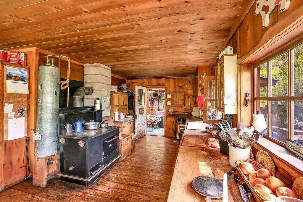Riggins, Idaho, 83549, United States, 2 Bedrooms Bedrooms, ,1 BathroomBathrooms,Residential,For Sale,1825339