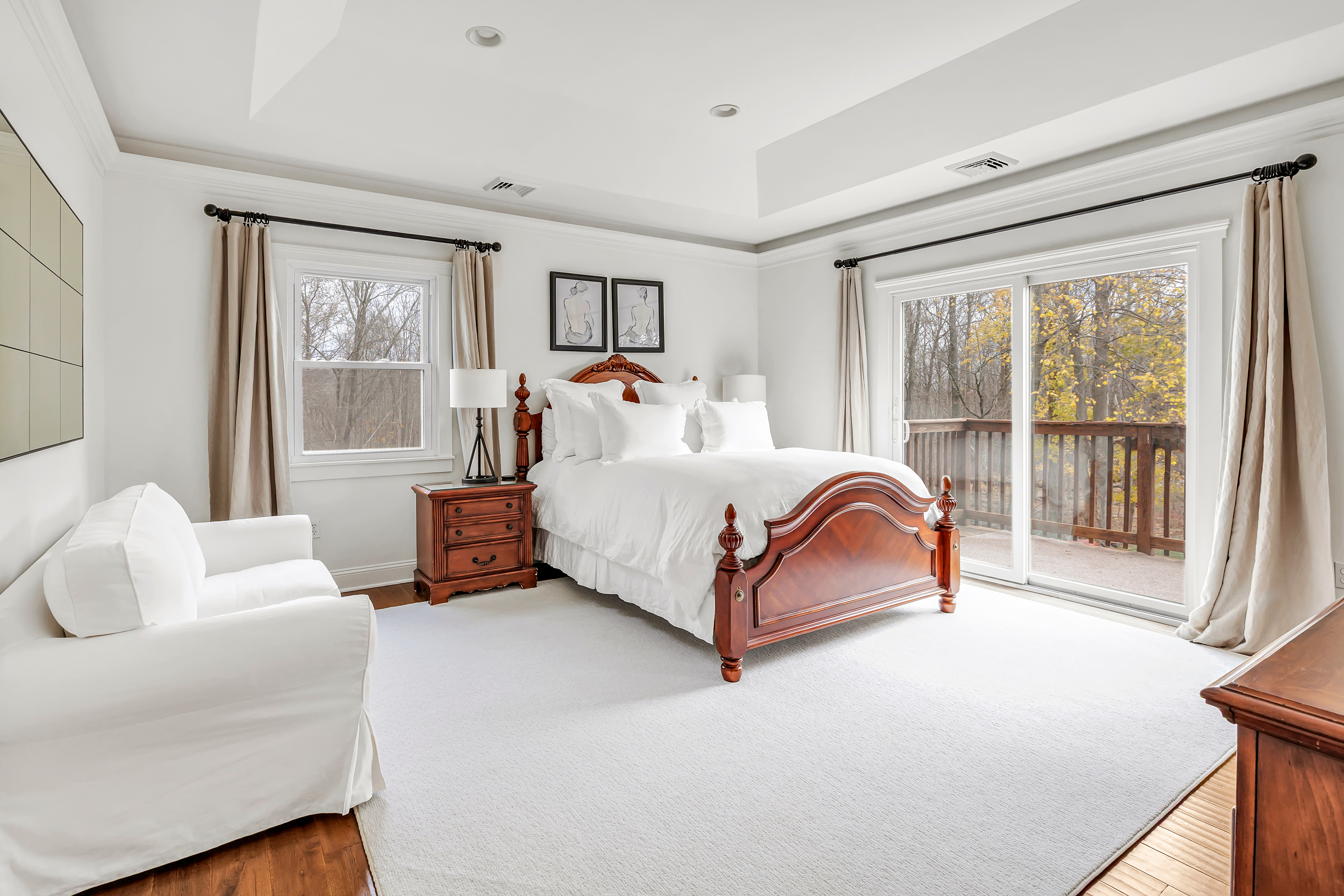 Danbury, Connecticut, 06811, United States, 10 Bedrooms Bedrooms, ,5 BathroomsBathrooms,Residential,For Sale,1992409