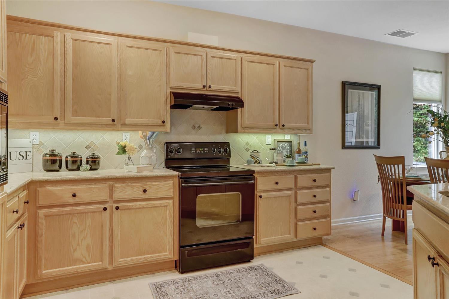 Grass Valley, California, 95945, United States, 2 Bedrooms Bedrooms, ,2 BathroomsBathrooms,Residential,For Sale,1990236