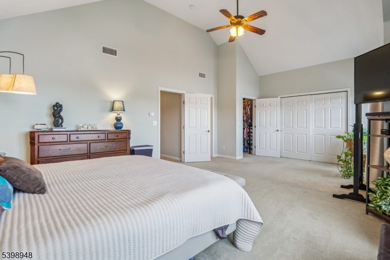 Roxbury Twp., New Jersey, 07850, United States, 4 Bedrooms Bedrooms, ,3 BathroomsBathrooms,Residential,For Sale,2003498