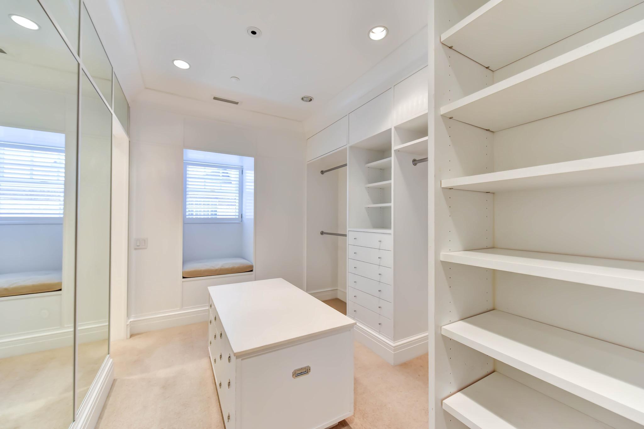  2733 Cathedral Avenue NW, Washington, DC, 20008 - 物件實景