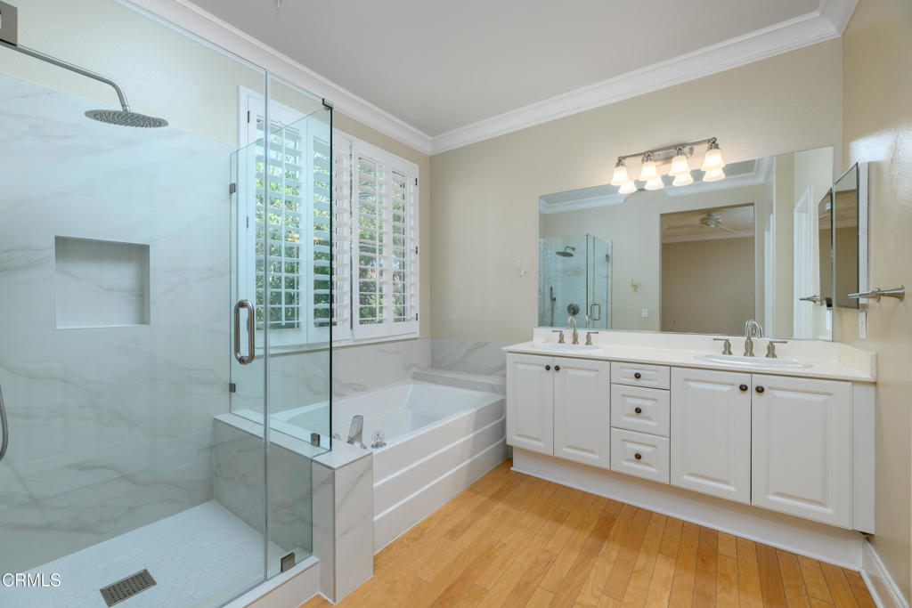 Camarillo, California, 93012, United States, 2 Bedrooms Bedrooms, ,2 BathroomsBathrooms,Residential,For Sale,1981052