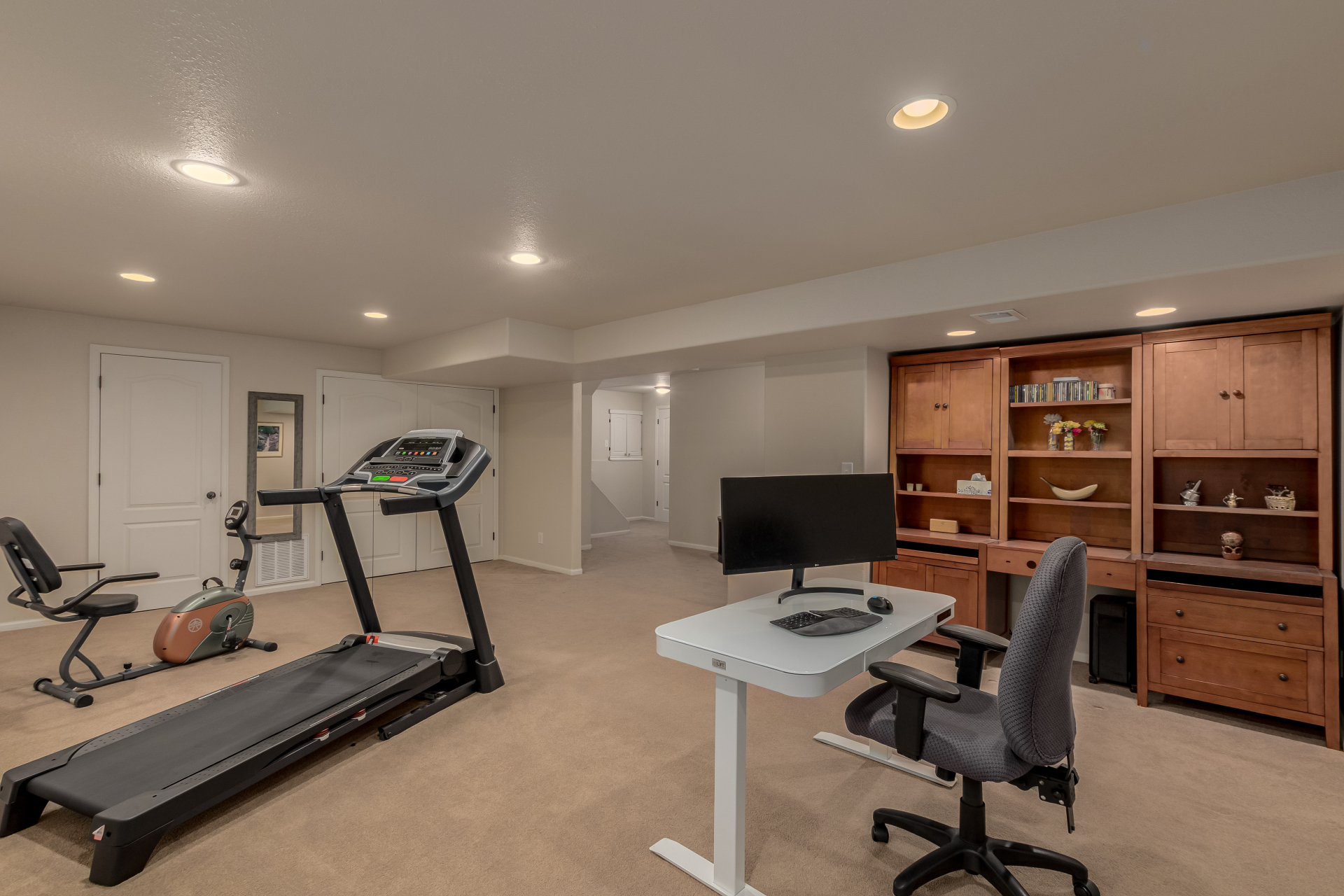 Highlands Ranch, Colorado, 80129, United States, 4 Bedrooms Bedrooms, ,3 BathroomsBathrooms,Residential,For Sale,1987308