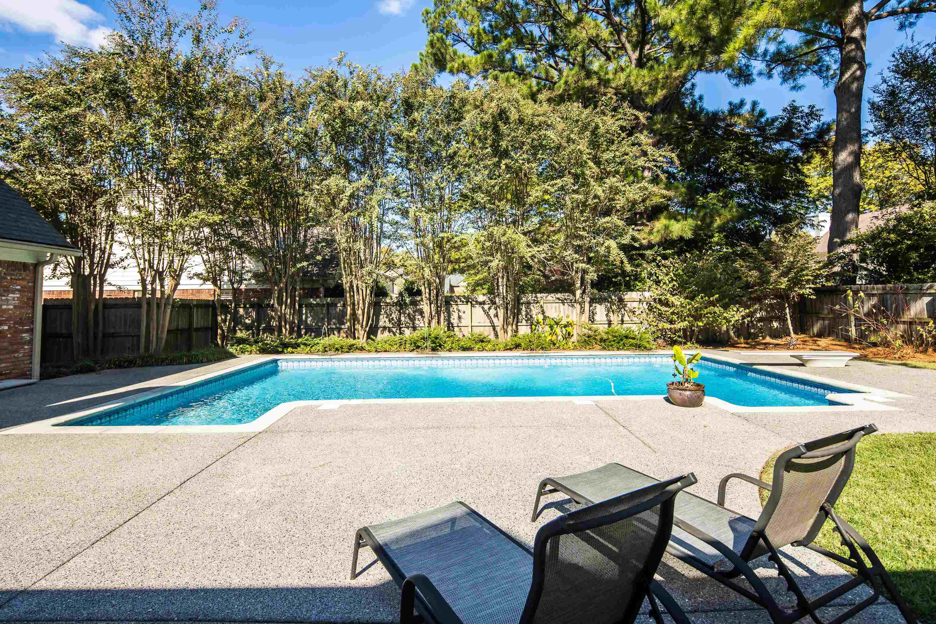 Germantown, Tennessee, 38139, United States, 4 Bedrooms Bedrooms, ,4 BathroomsBathrooms,Residential,For Sale,1985458