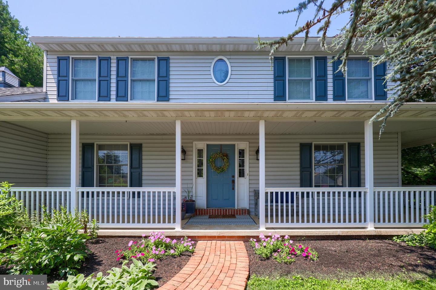 Lancaster, Pennsylvania, 17603, United States, 3 Bedrooms Bedrooms, ,3 BathroomsBathrooms,Residential,For Sale,1964719