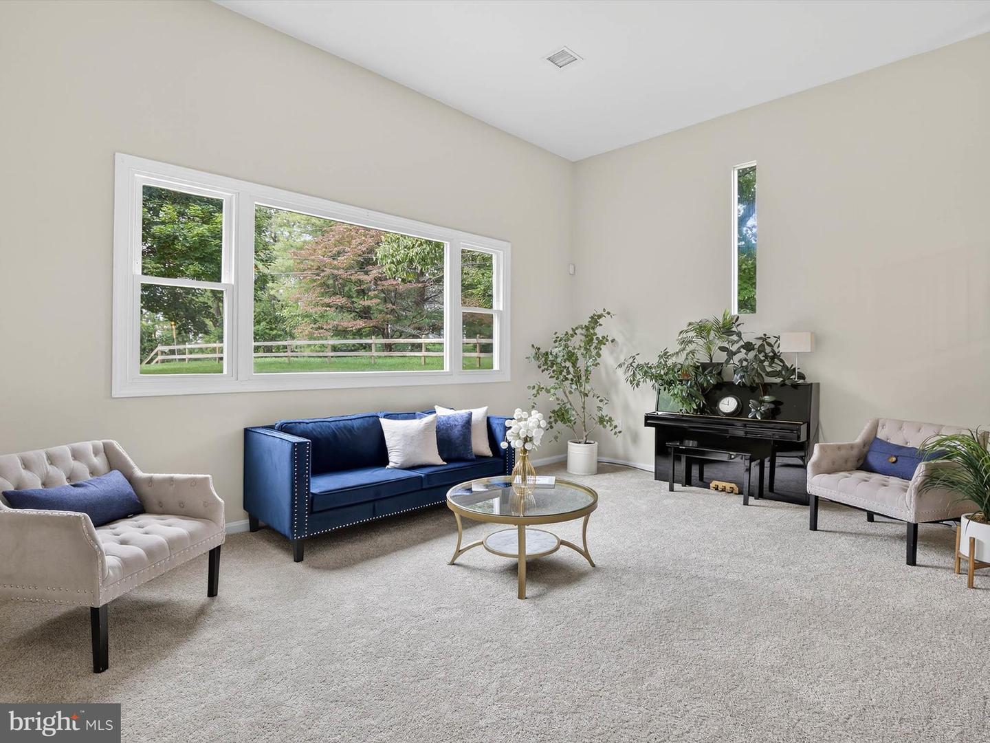 Lancaster, Pennsylvania, 17601, United States, 4 Bedrooms Bedrooms, ,3 BathroomsBathrooms,Residential,For Sale,2003108