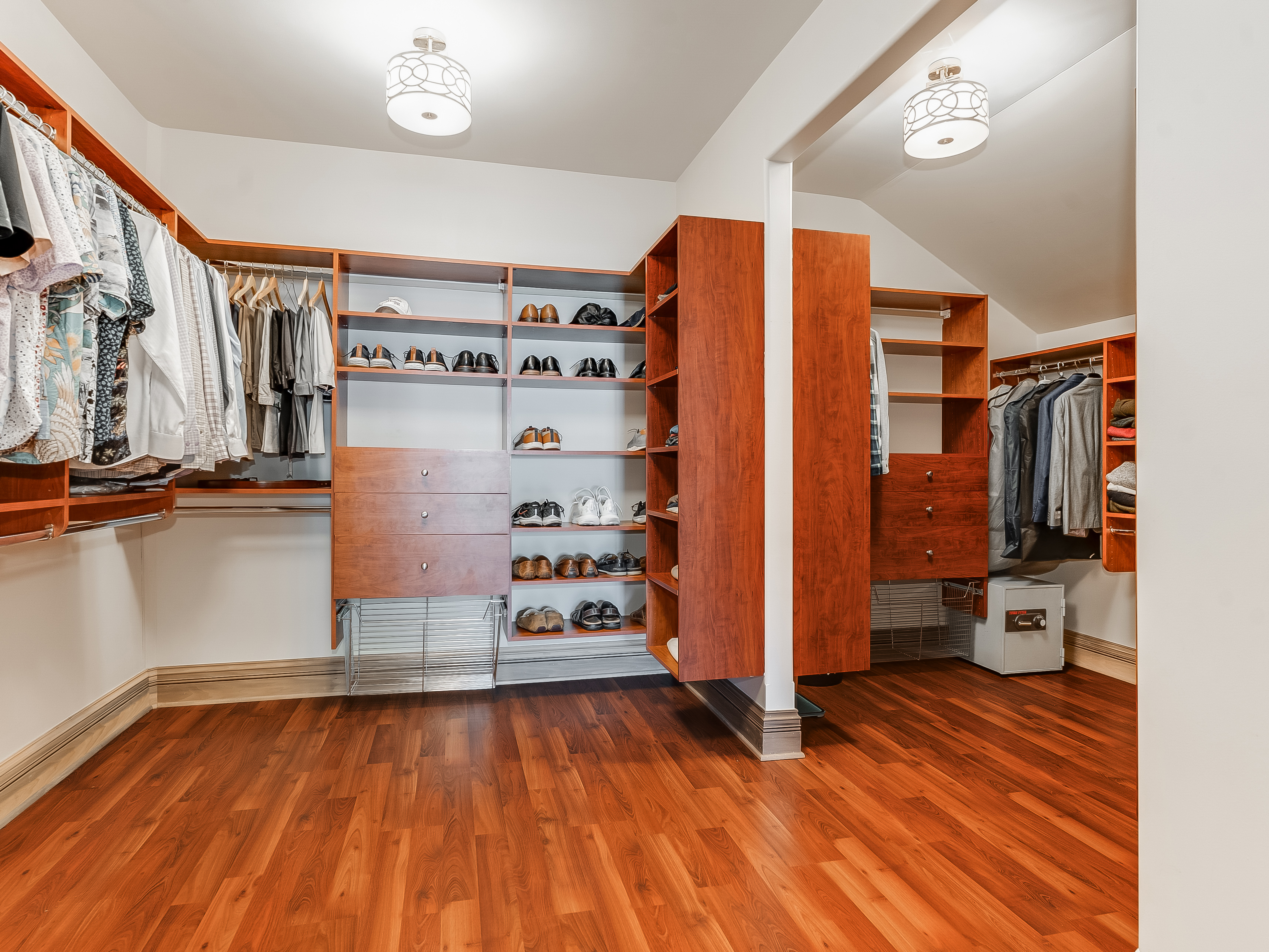  Experience Exceptional Luxury Living in Naperville