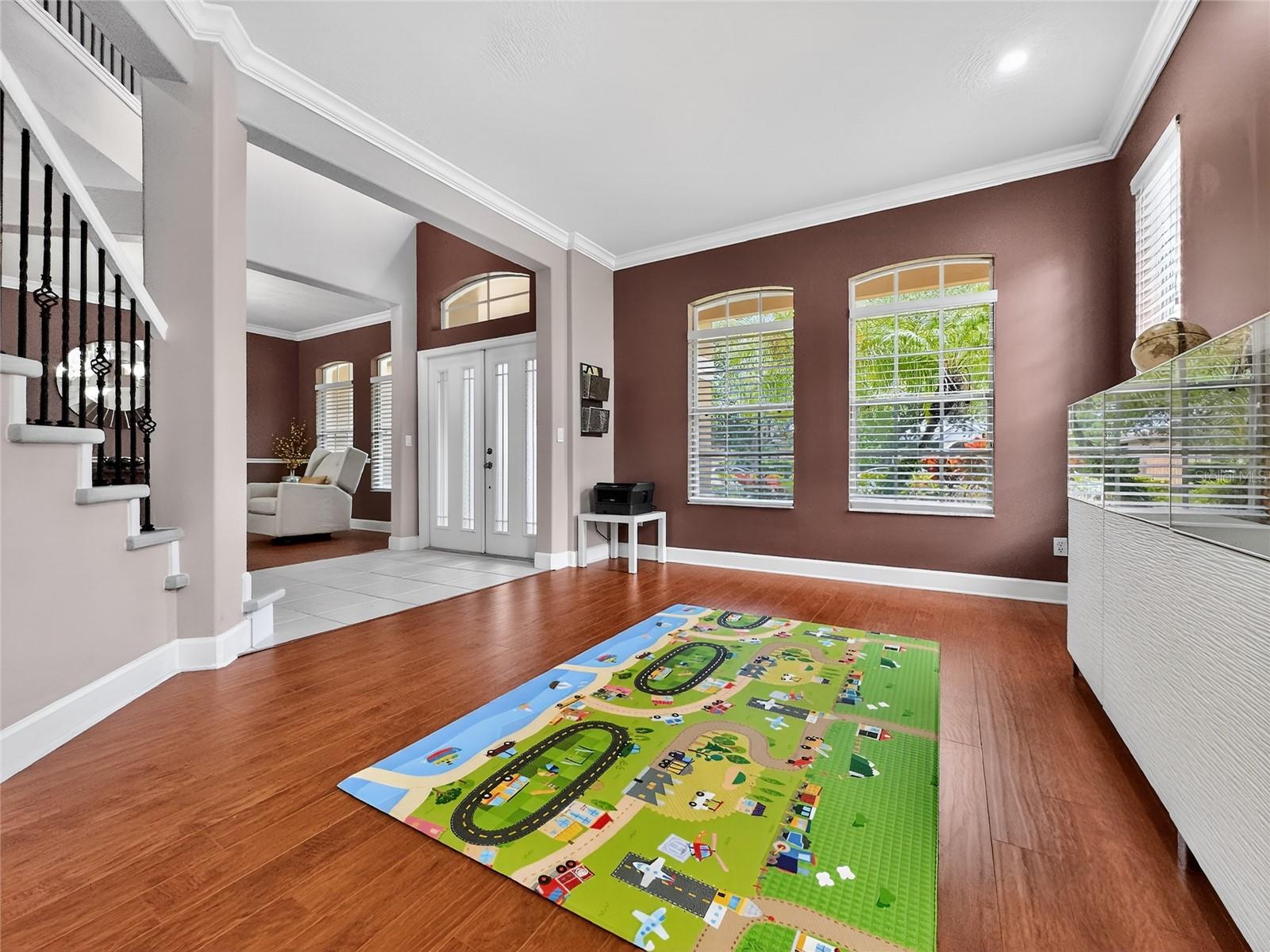 OVIEDO, Florida, 32766, United States, 5 Bedrooms Bedrooms, ,3 BathroomsBathrooms,Residential,For Sale,1974970