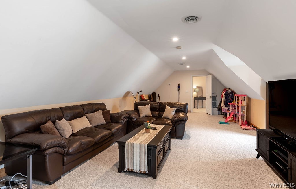 Grand Island, New York, 14072, United States, 5 Bedrooms Bedrooms, ,6 BathroomsBathrooms,Residential,For Sale,2032709