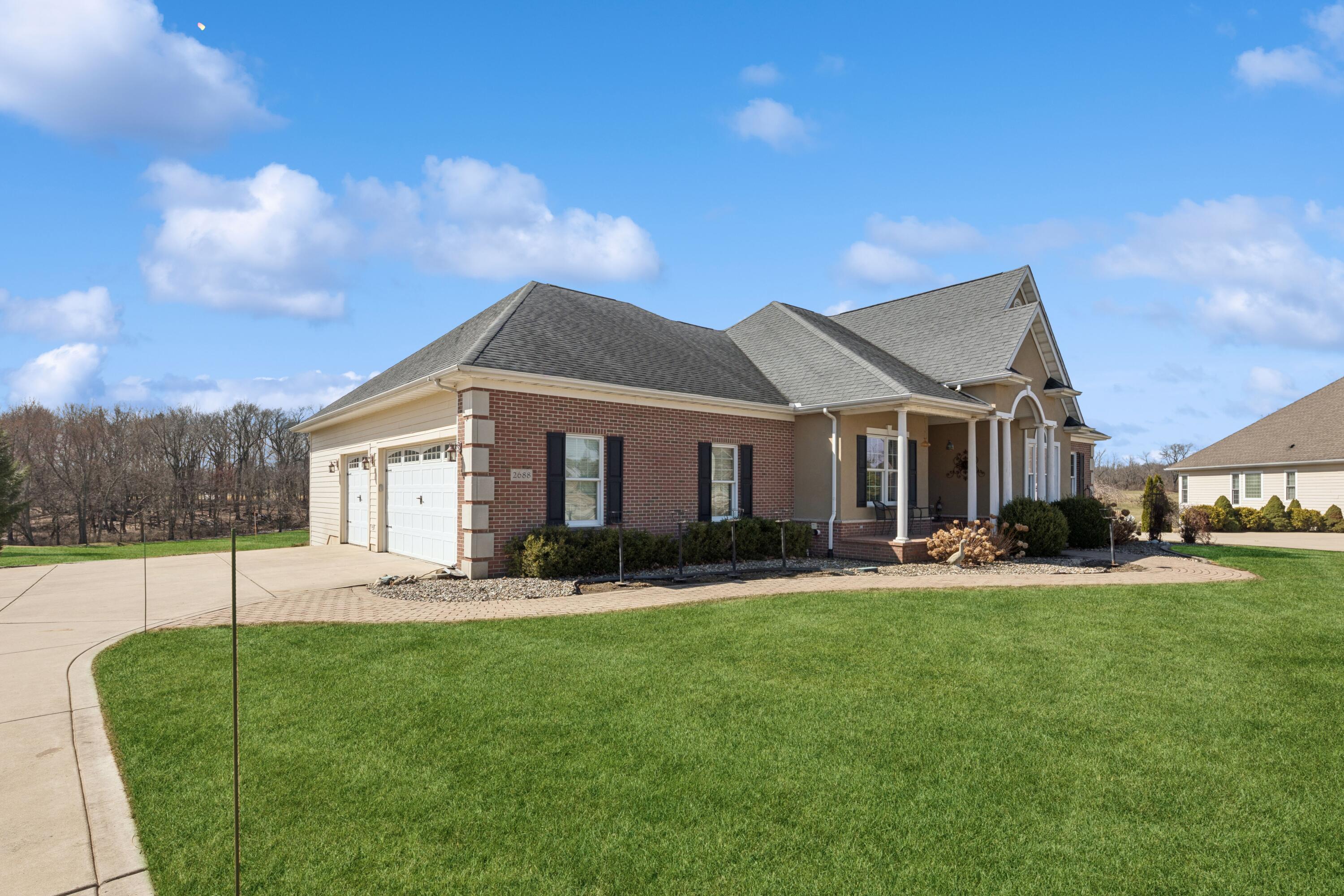 La Porte, Indiana, 46350, United States, 3 Bedrooms Bedrooms, ,3 BathroomsBathrooms,Residential,For Sale,1947117