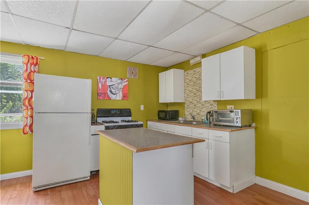 Cumberland, Rhode Island, 02864, United States, 5 Bedrooms Bedrooms, ,4 BathroomsBathrooms,Residential,For Sale,2048135