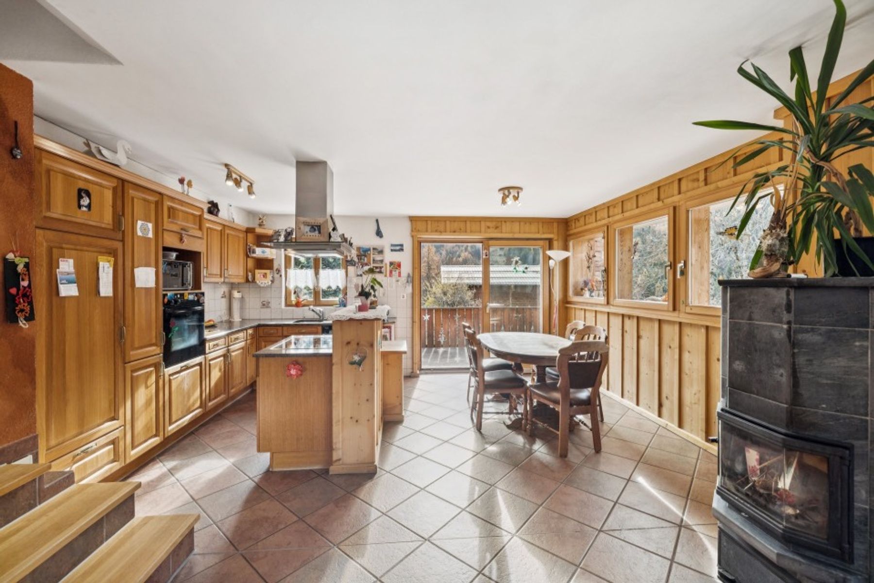  Rare property: chalet with no direct neighbors in Val d