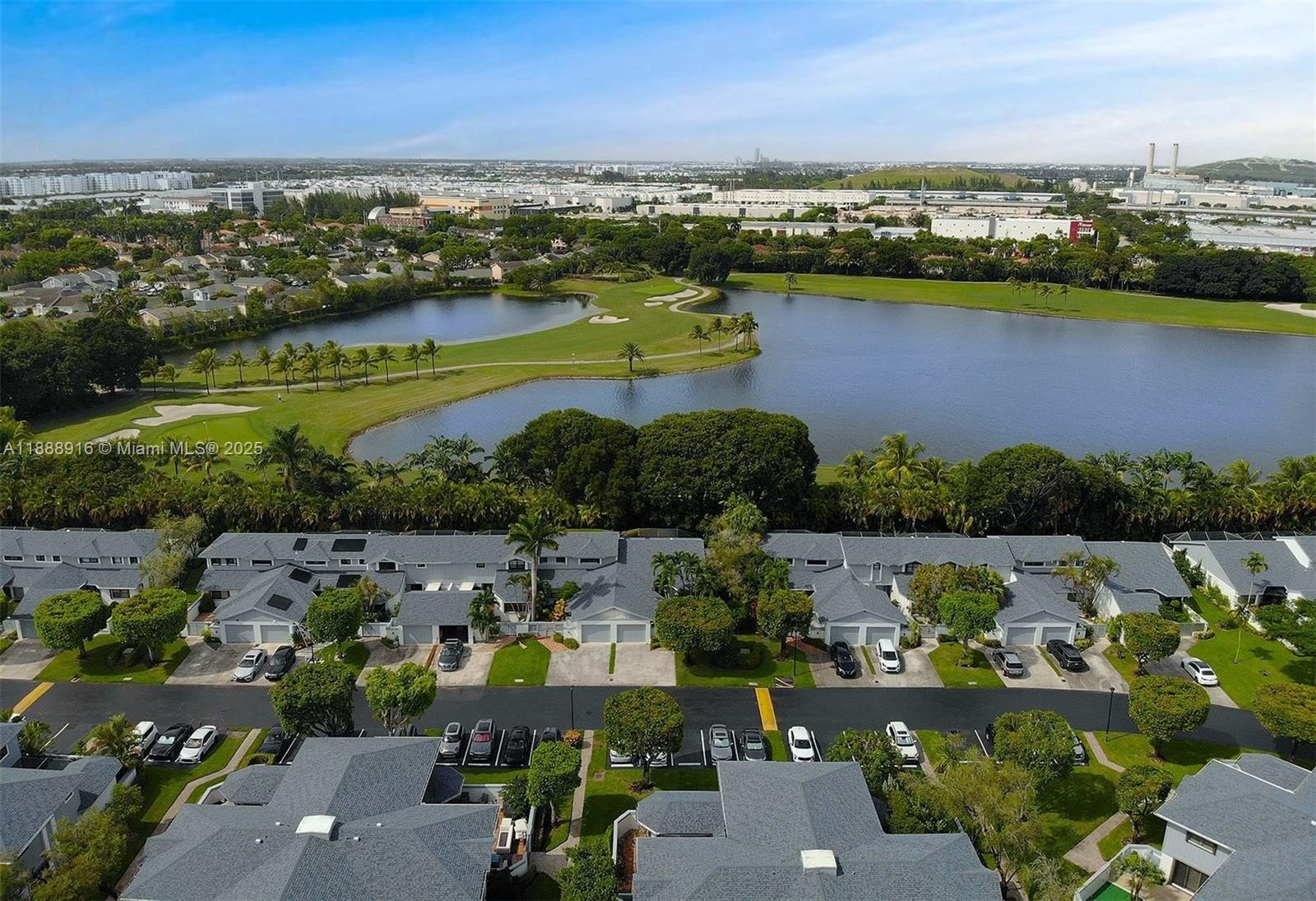 Doral, Florida, 33178, United States, 2 Bedrooms Bedrooms, ,2 BathroomsBathrooms,Residential,For Sale,1975384