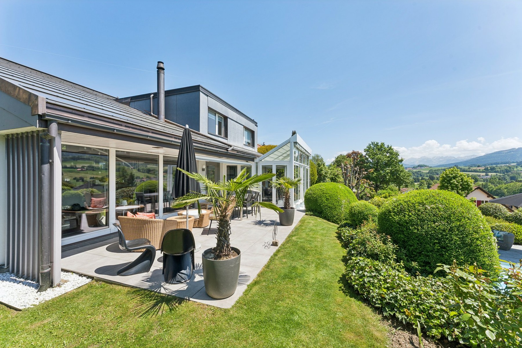  EXCLUSIVE - An architect-designed property with timeless charm - 物件實景