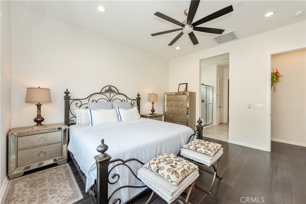 Corona, California, 92883, United States, 2 Bedrooms Bedrooms, ,2 BathroomsBathrooms,Residential,For Sale,1978295