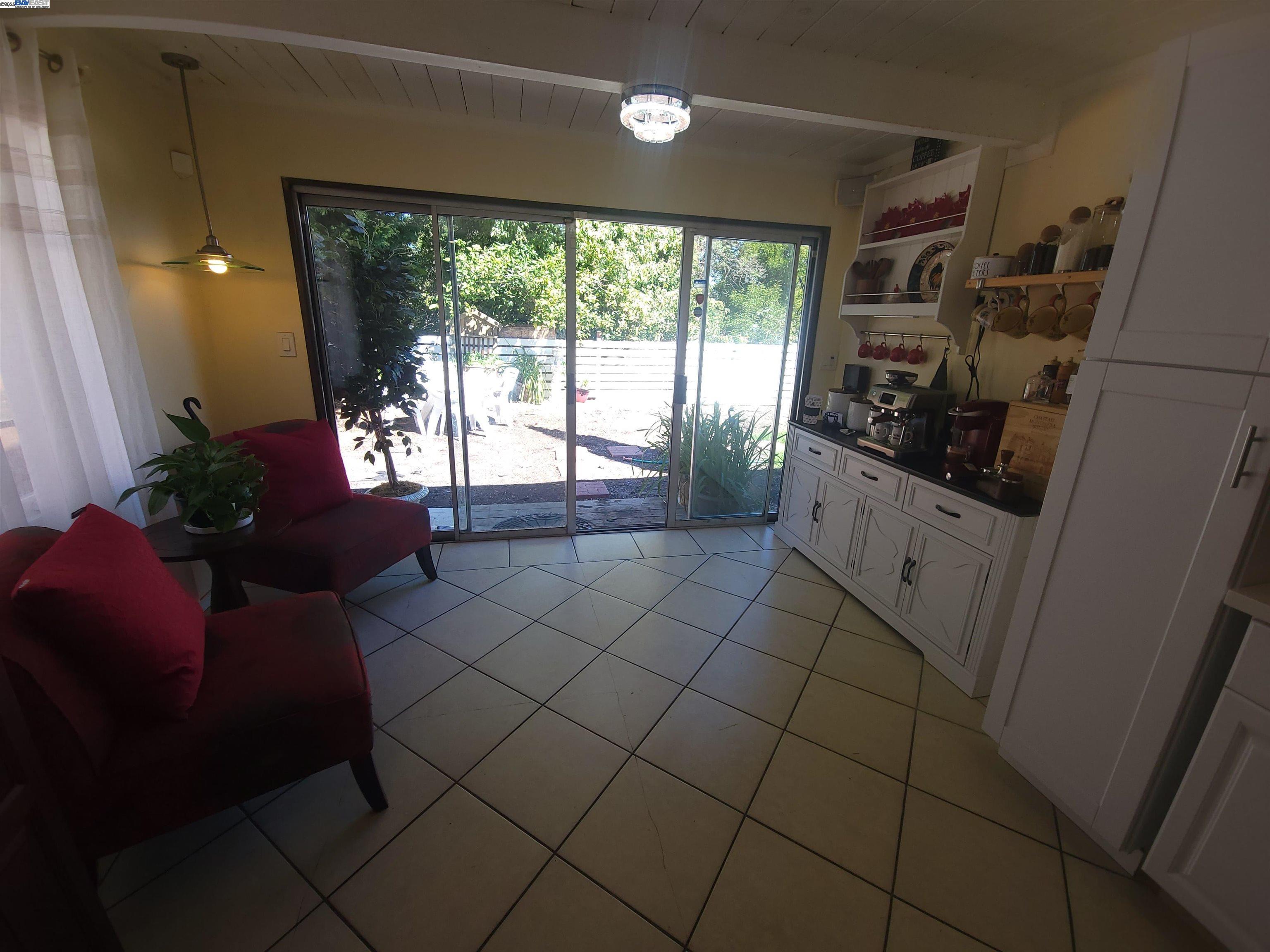 El Sobrante, California, 94803, United States, 3 Bedrooms Bedrooms, ,2 BathroomsBathrooms,Residential,For Sale,1974692