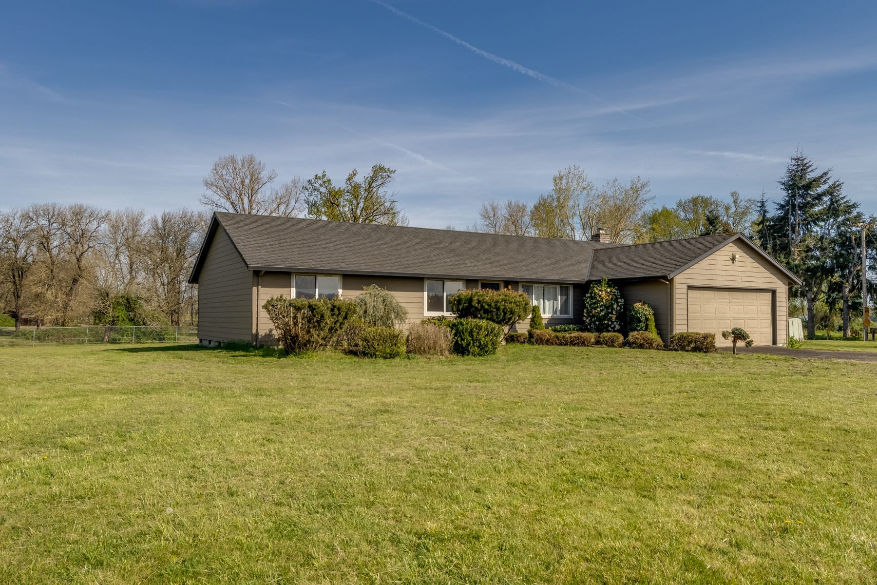  19330 NW GILLIHAN RD Portland, OR 97231 - 物件實景