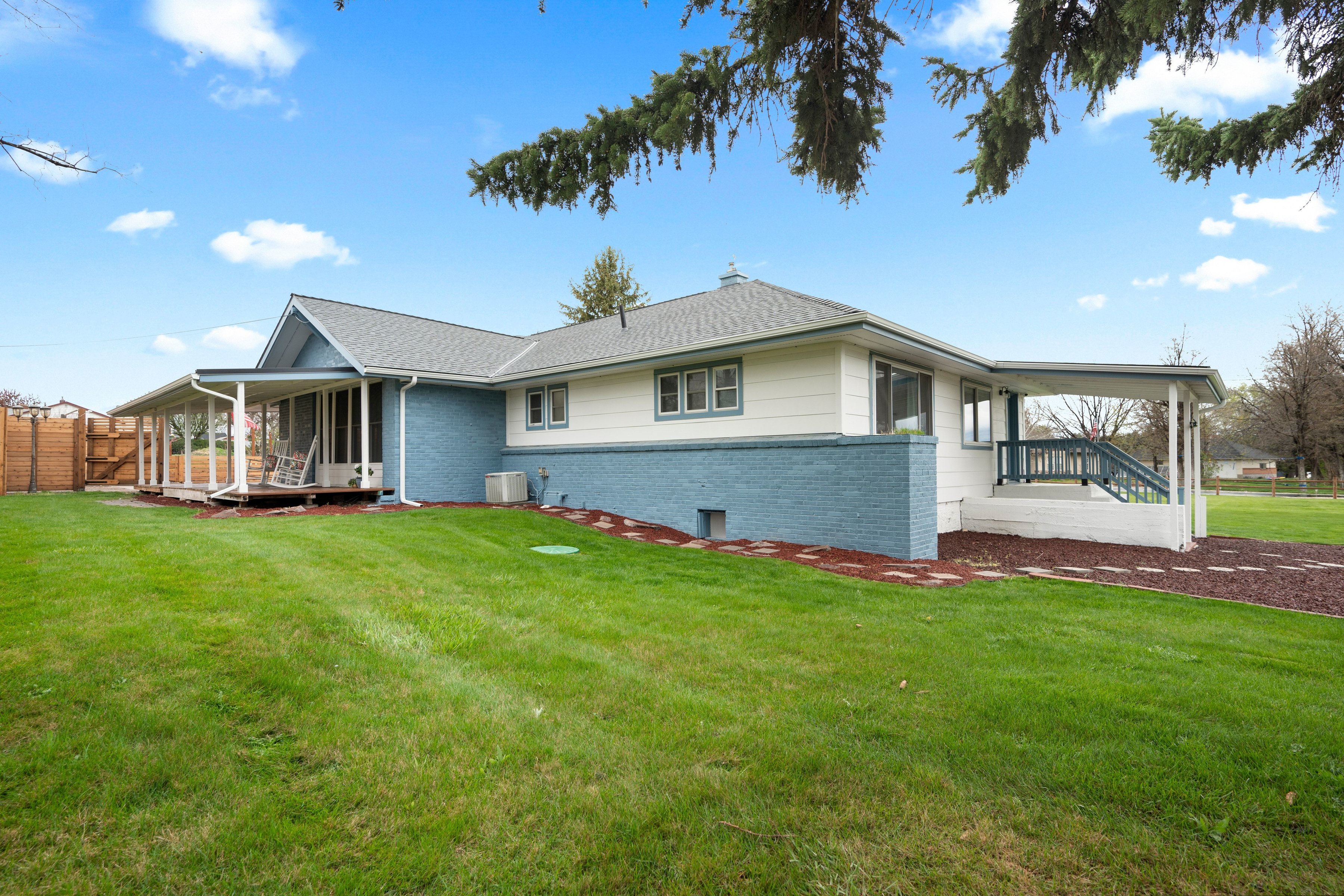  Farm-to-Table Living with Income Unit & Views - 物件實景