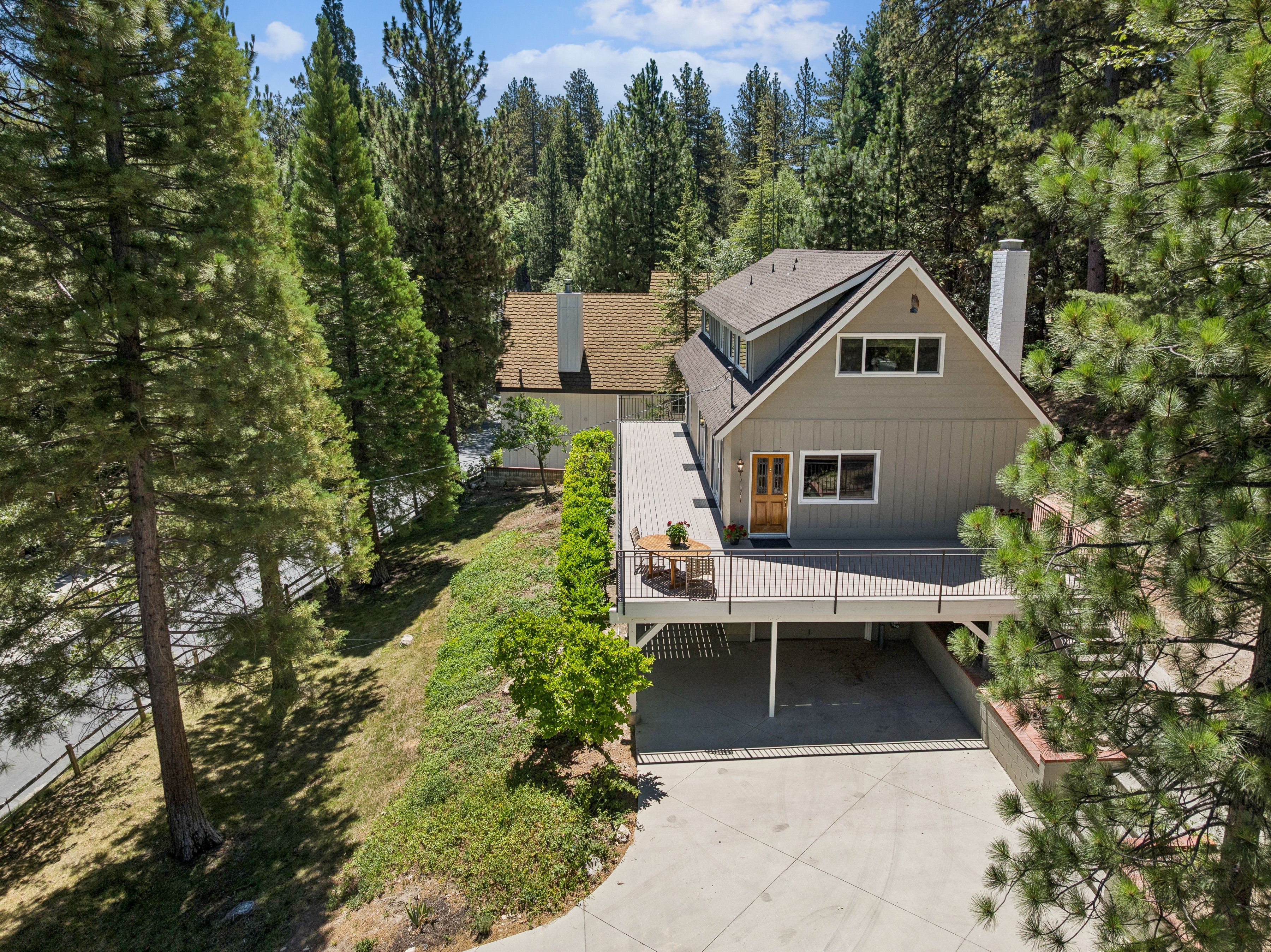  27711 Hamiltair Drive, Lake Arrowhead, CA 92352 - 物件實景