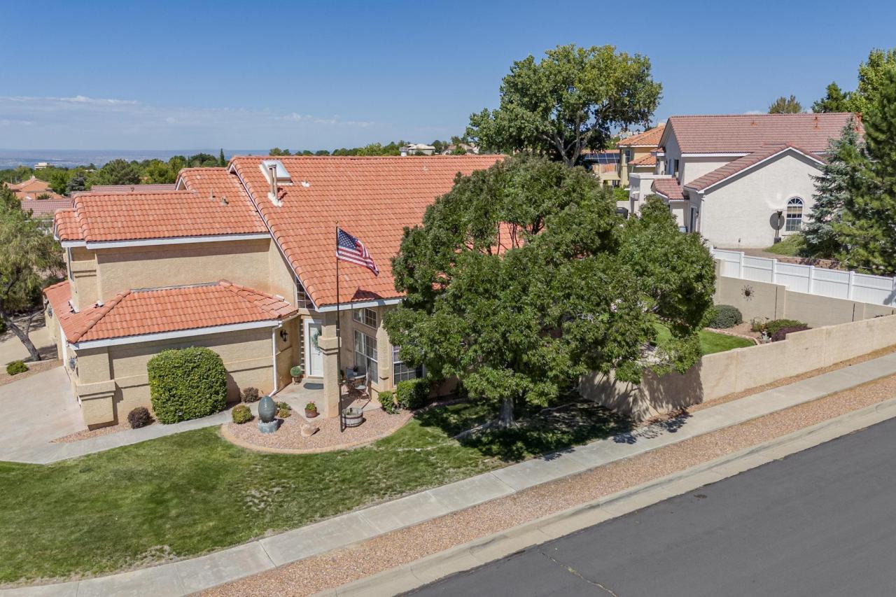 1156 NARCISCO Street NE, Albuquerque, New Mexico, 87112, United States, 4 Bedrooms Bedrooms, ,3 BathroomsBathrooms,Residential,For Sale,1156 NARCISCO Street NE,1637423