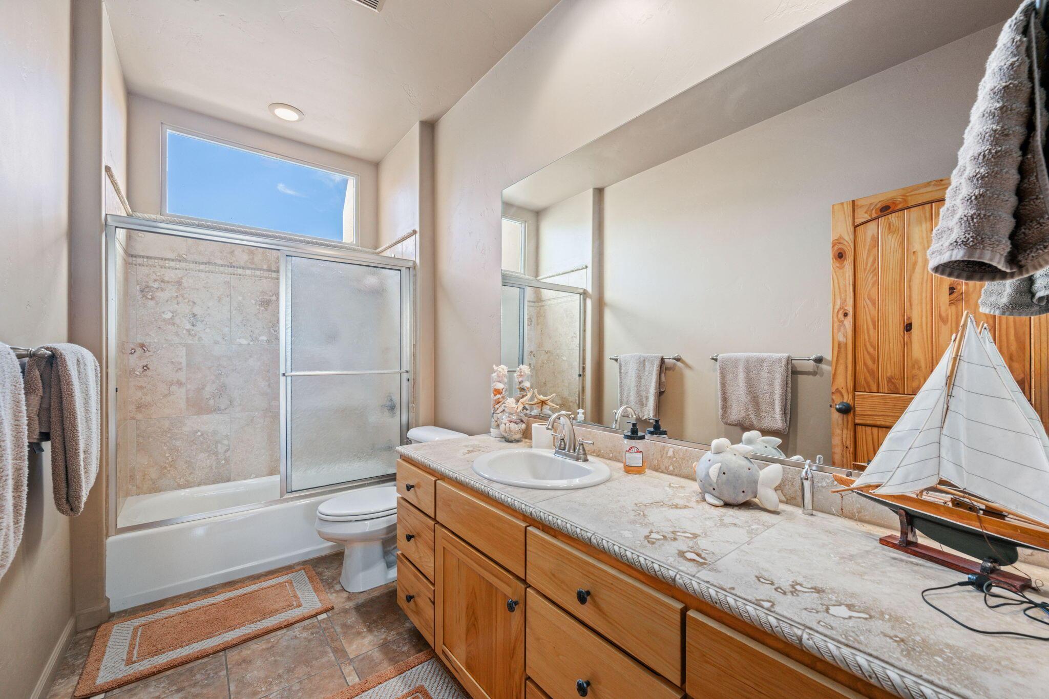 Santa Clara, Utah, 84765, United States, 4 Bedrooms Bedrooms, ,3 BathroomsBathrooms,Residential,For Sale,2005158