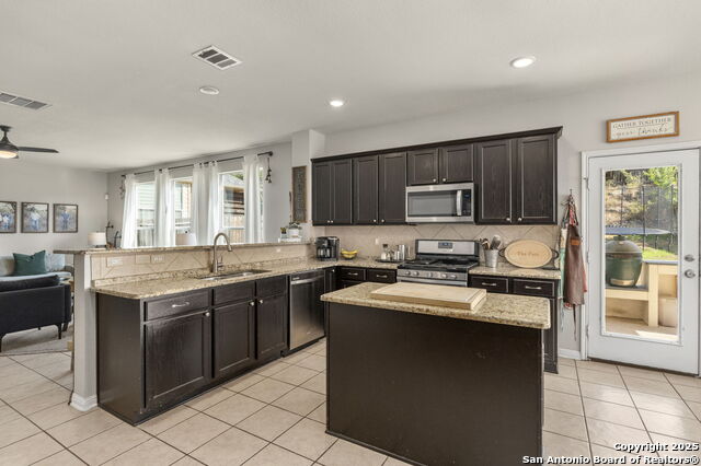 San Antonio, Texas, 78258, United States, 4 Bedrooms Bedrooms, ,3 BathroomsBathrooms,Residential,For Sale,1925052