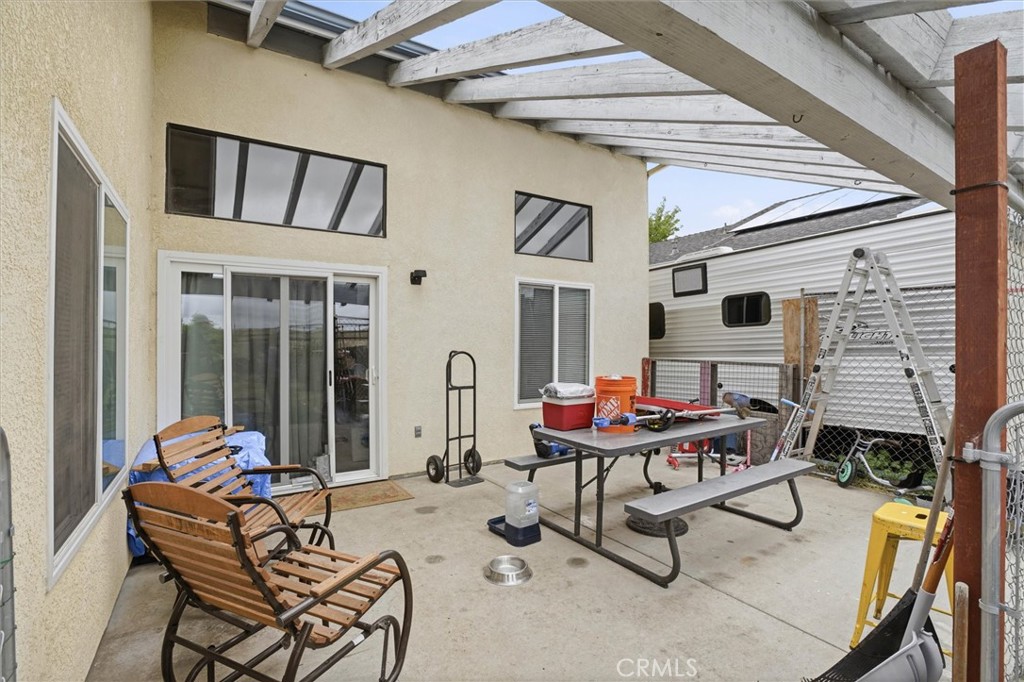 Paso Robles, California, 93446, United States, 5 Bedrooms Bedrooms, ,2 BathroomsBathrooms,Residential,For Sale,2034099